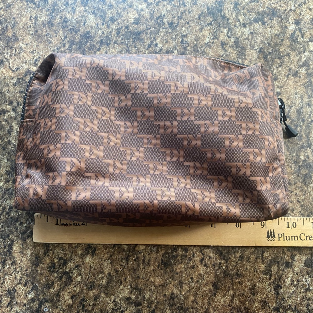 Karl Lagerfeld Top Zip Brown Monogram Cosmetic Bag Nylon Like New - Picture 4 of 6